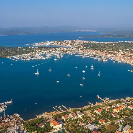In 3837-4 * Betina (Sibenik-Knin)
