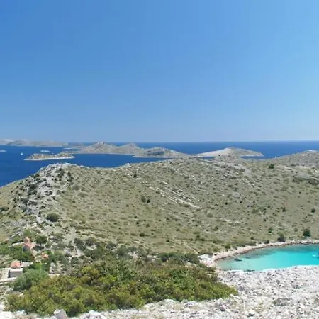 In 3837-4 Apartment Betina (Sibenik-Knin)